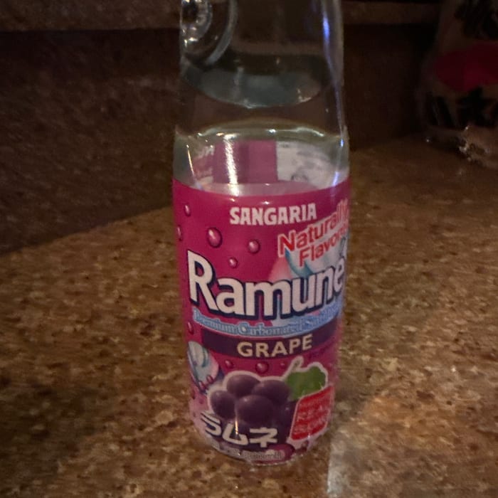 Japanese Soda( Grape flavor).