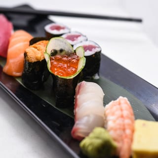 Sushi Deluxe